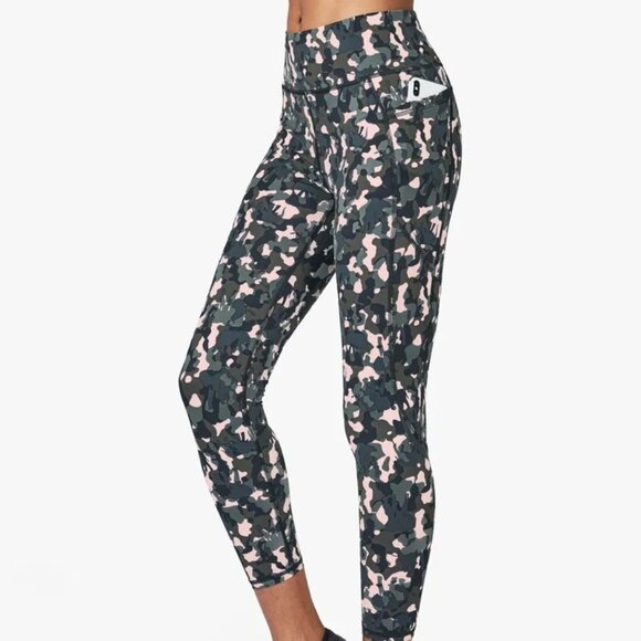 $108 SWEATY BETTY ZERO GRAVITY 7/8 LEGGINGS SIZE M MEDIUM CAMO - Picture 1 of 6